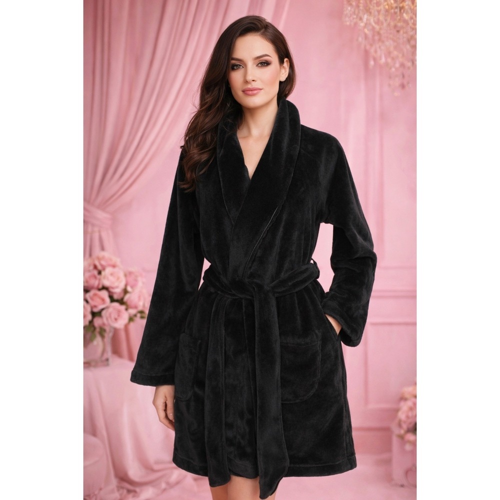 Victoria's Secret Black Velour Robe SZ XS/S Short Shawl Collar Plush HYGGE EUC